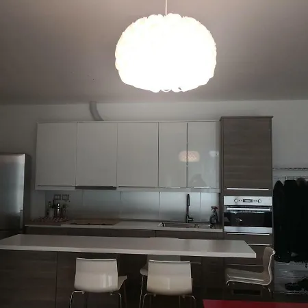 דירה Studio Milanofiori 2000 אסאגו